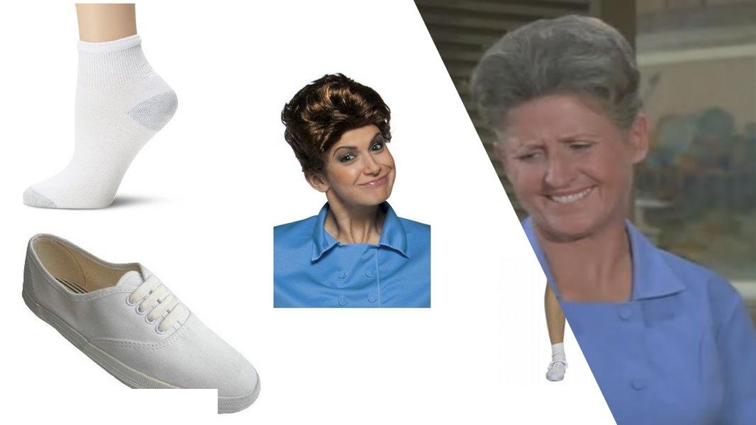 Alice from The Brady Bunch Costume Guide: Dress Like the TV Icon 6 Alice from The Brady Bunch Costume Guide: Dress Like the TV Icon