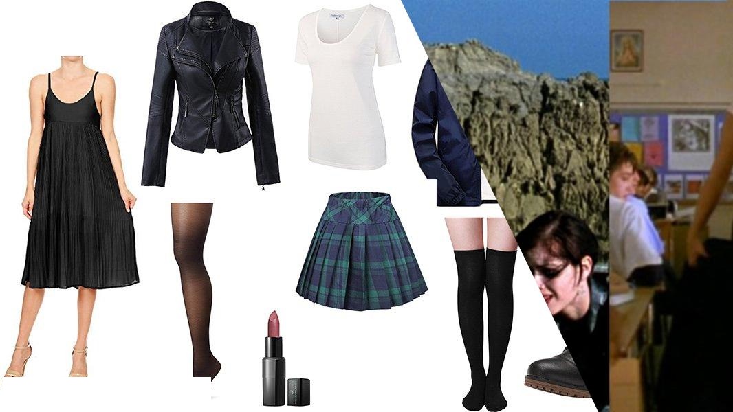 Bonnie The Craft Cosplay Guide: DIY 90s Goth Costume 2 Bonnie The Craft Cosplay Guide: DIY 90s Goth Costume